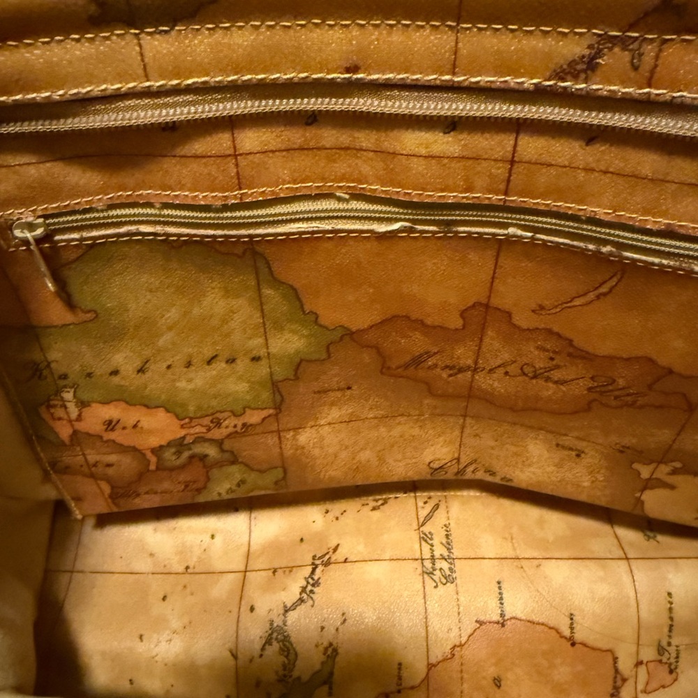 💎VINTAGE 💎Alviero Martini 1A Classe Geo Print World Map tote bag w/ luggage tag - Picture 5 of 14